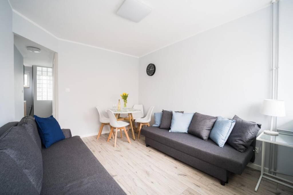 4 Rooms Apartment On Martket Square - Nice View - 150 M Town Hall Breslau Exterior foto